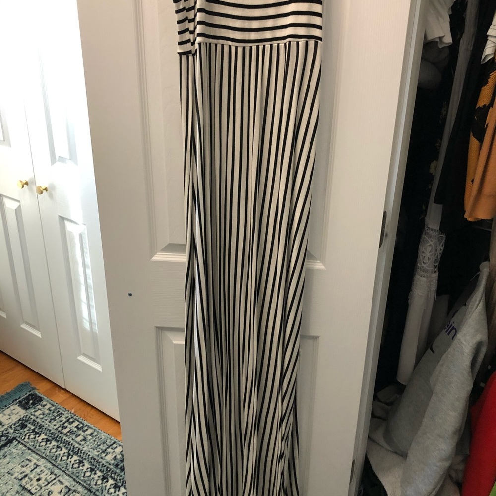 Jolie Women’s Black & White Striped Maxi Dress
